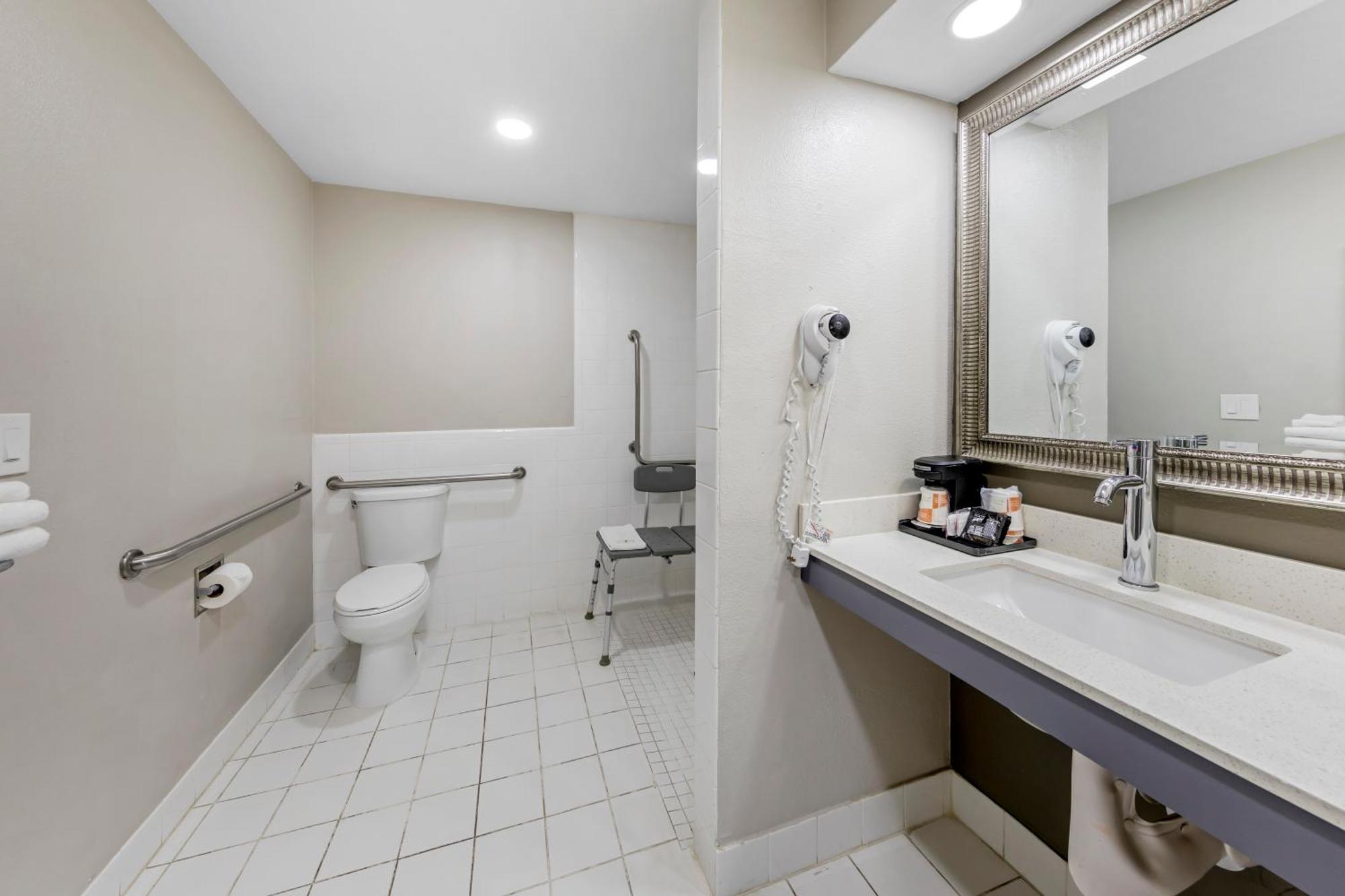 Quality Inn Kettleman City Near Hwy 41 Zewnętrze zdjęcie
