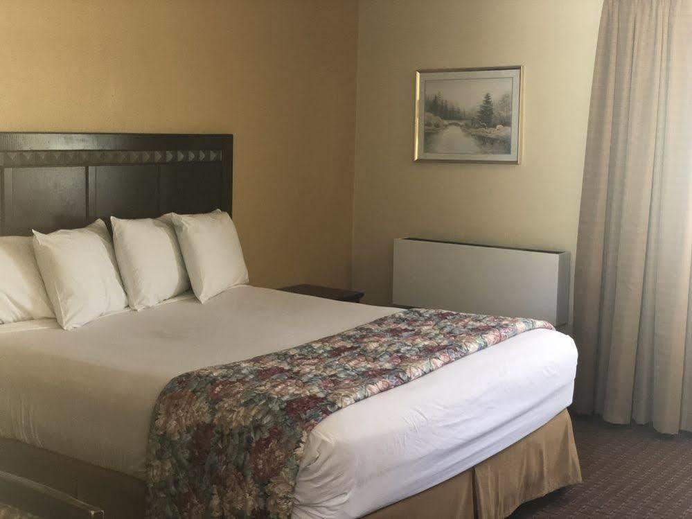 Quality Inn Kettleman City Near Hwy 41 Zewnętrze zdjęcie
